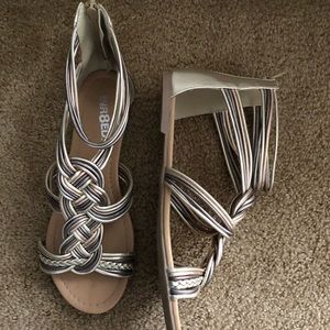 Gold, silver & metallic sandals